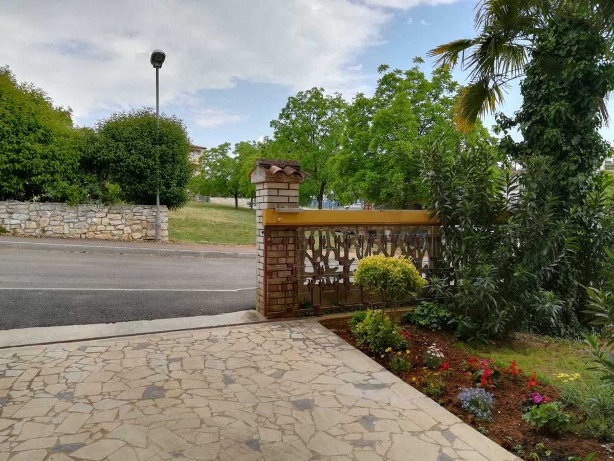 Apartment Lili Пореч Экстерьер фото